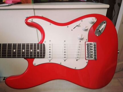 Электрогитара fender squier Bullet Stratocaster