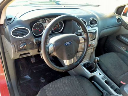 Ford Focus 1.8 МТ, 2010, 150 000 км