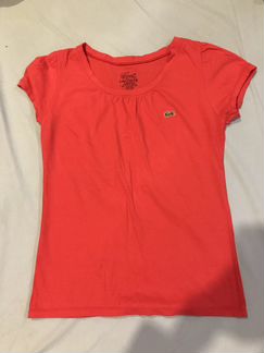 Женская футболка lacoste