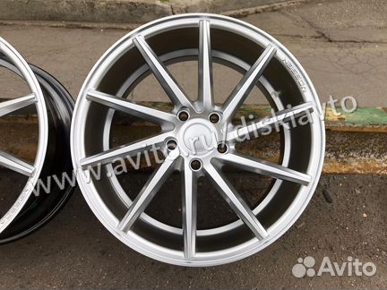 R17Vossen CVT серебро для Mazda 3