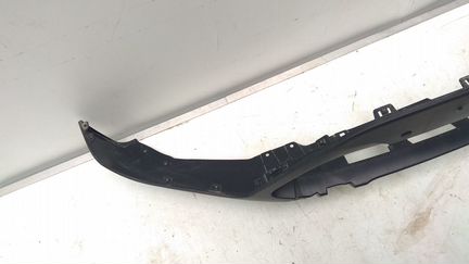 Губа переднего бампера под парктроники BMW X1 F48