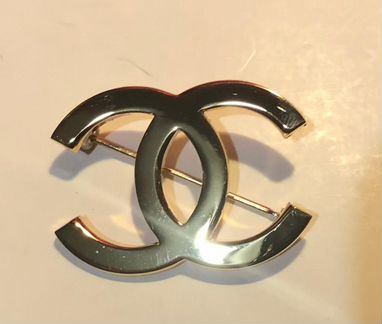 Брошь Chanel