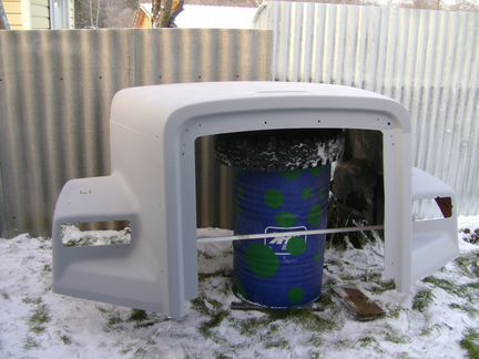 Продам капот фредлайнер, Freightliner FLD