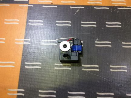 Датчик подушек передний Мазда 6 гг