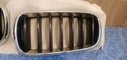 Решетки BMW X6. Цена за комплект