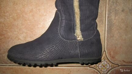 Сапоги Maggie Gi- Италия кожа, на р.37 указан 36,5