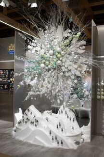 Новогоднее оформление витрин