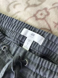 Серые брюки H&M