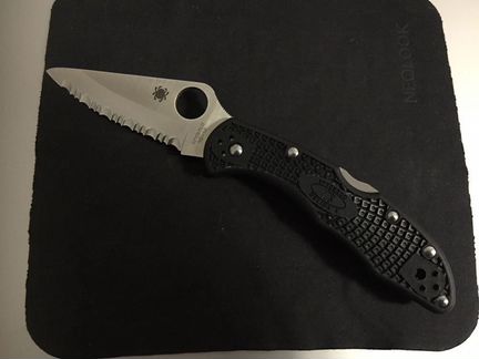 Нож складной spyderco delica 4 C11SBK