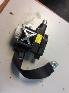 Ремень безопасности на Mercedes w 222 задний