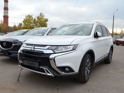 Mitsubishi Outlander 2.4 CVT, 2020