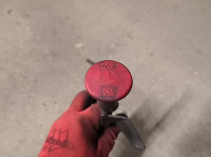 Масляный щуп Mercedes OM642 A6420100972