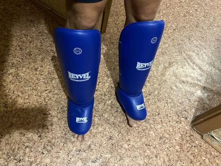 Защита голени Reyvel L