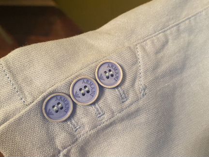 Пиджак armani для мальчика 6-7 лет