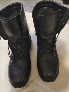 Черные берцы