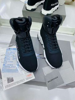 Осенние ботинки Balenciaga