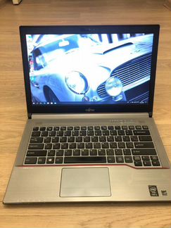 Fujitsu Lifebook E744 - i5 - 240gb