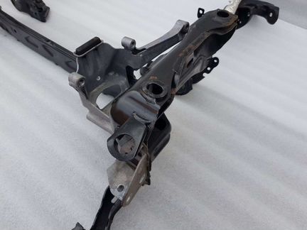 Подрамник Audi A8/S8 D4 адаптивное управление