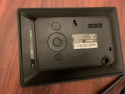 Цифровая фоторамка digma 7 pf-733