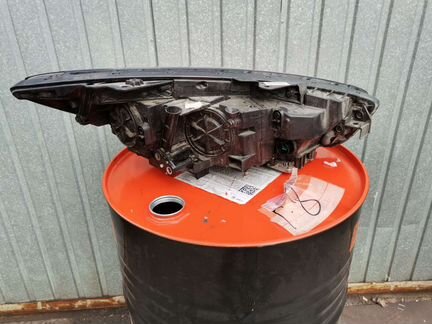 Фара передняя левая Kia Quoris 1